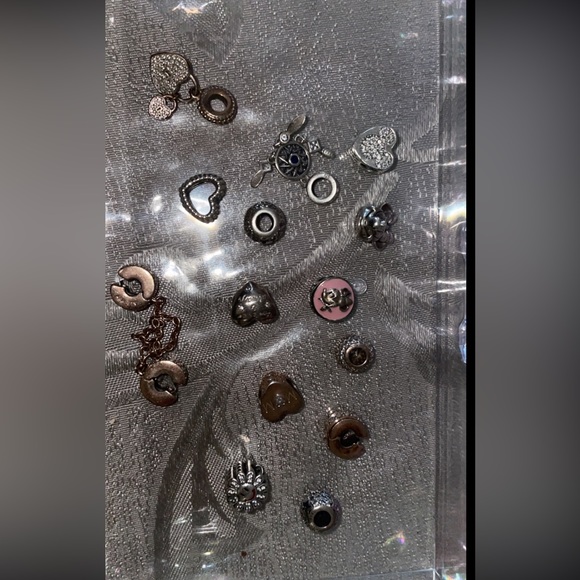 Real Pandora charms - Picture 2 of 2